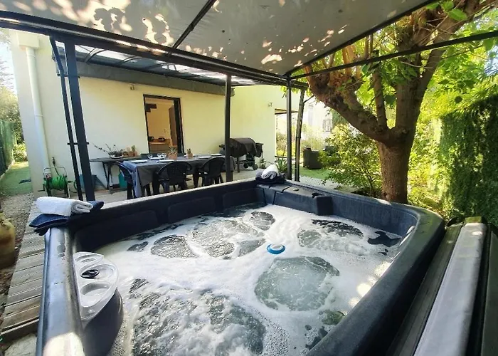 Les Chenes Villa *